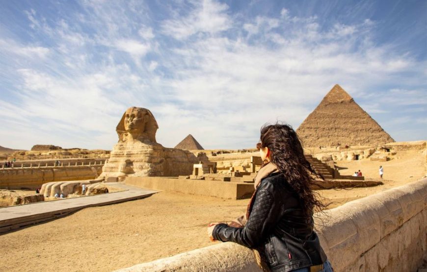 Tagestour nach Kairo mit dem Flugzeug