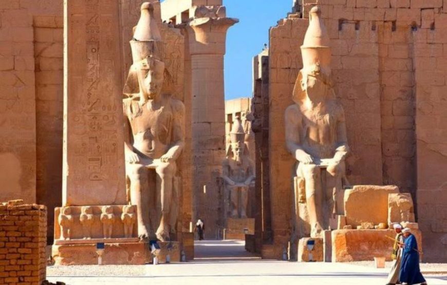 VON HURGHADA AUS ZWEITÄGIGE PRIVATE TOUR NACH LUXOR UND ASWAN