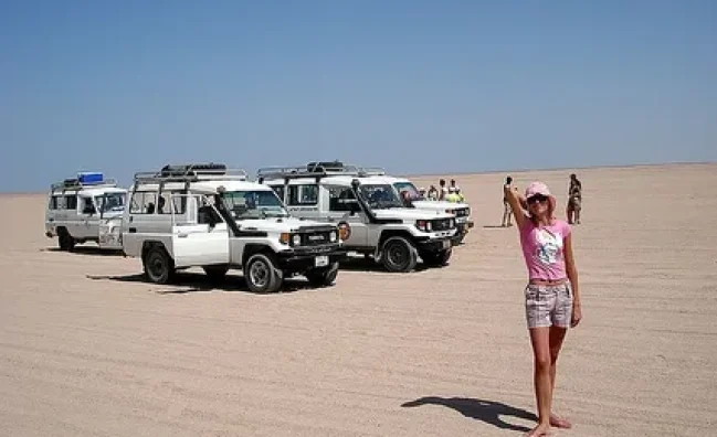 Hurghada Desert Safari mit Jeep