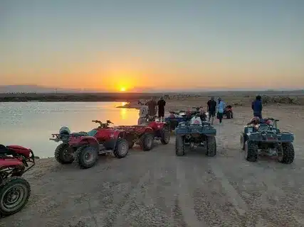 Sehenswürdigkeiten Makadi Bay – Best 11 Highlights 2026 10 Makadi Bay Quad Tour am Strand und durch die Wüste