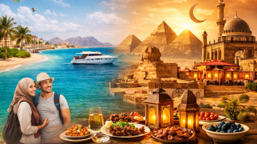 Traveling to Hurghada or Cairo during Ramadan with tips on food, drinks and sightseeing, showing Red Sea beaches, pyramids of Giza and Ramadan atmosphere